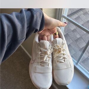 Nike Women's Cream Sneakers